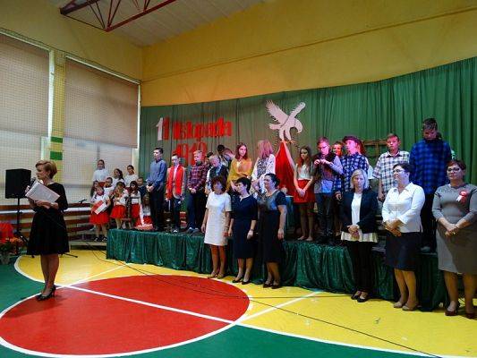  Grafika #62: Apel z okazji Święta Niepodległości