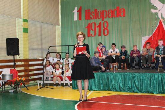  Grafika #22: Apel z okazji Święta Niepodległości