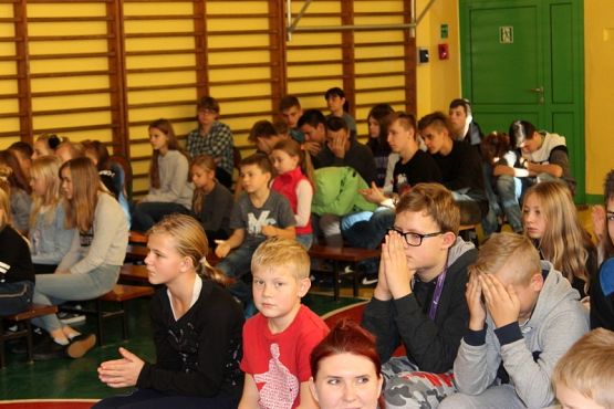 Grafika #8: Koncert polskich pieśni.