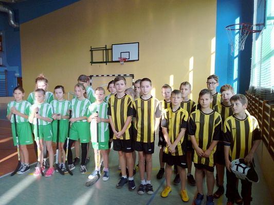  Grafika #4: Unihokej - IGRZYSKA DZIECI