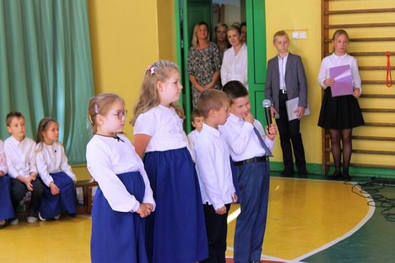  Grafika #16: Ślubowanie I klasy