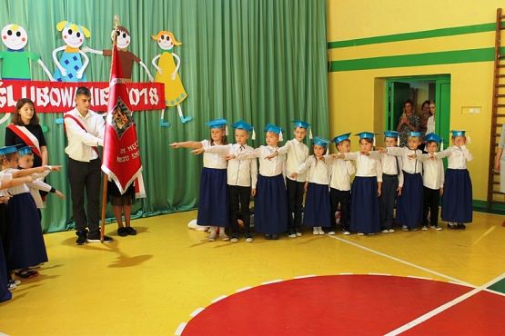  Grafika #31: Ślubowanie I klasy