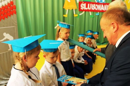  Grafika #33: Ślubowanie I klasy