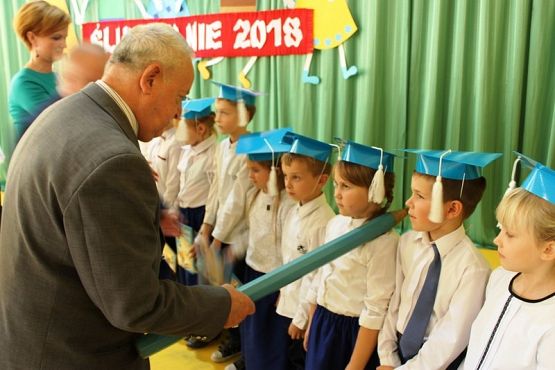  Grafika #38: Ślubowanie I klasy