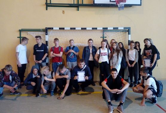  Grafika #16: Gminne Igrzyska Sportowe - unihokej