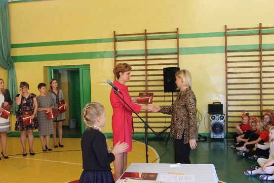  Grafika #5: DZIEŃ EDUKACJI NARODOWEJ