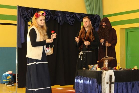  Grafika #6: "DZIADY" w naszej szkole!