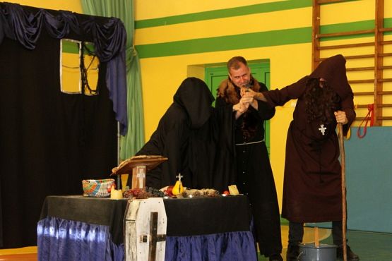  Grafika #5: "DZIADY" w naszej szkole!