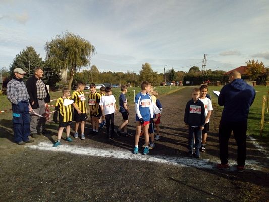  Grafika #7: DRUŻYNOWE BIEGI PRZEŁAJOWE