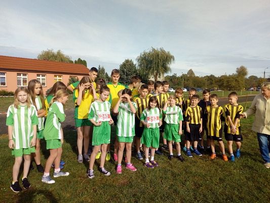  Grafika #3: DRUŻYNOWE BIEGI PRZEŁAJOWE