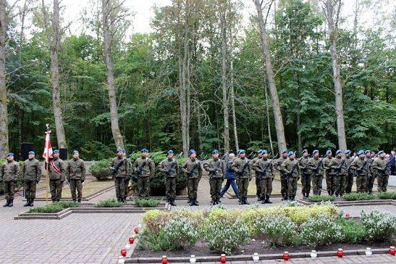  Grafika #48: Uroczystość w Krępie Kaszubskiej