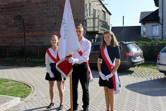  Grafika #2: Rozpoczęcie roku szkolnego