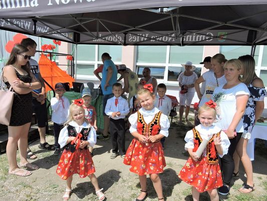  Grafika #3: FESTYN RODZINNY