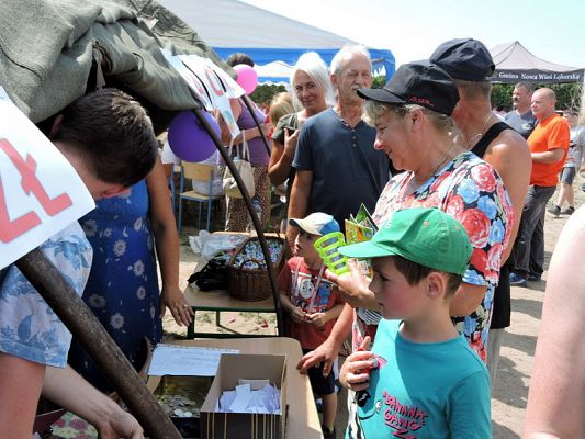  Grafika #36: FESTYN RODZINNY