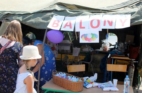  Grafika #57: FESTYN RODZINNY