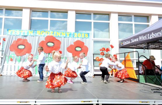  Grafika #6: FESTYN RODZINNY