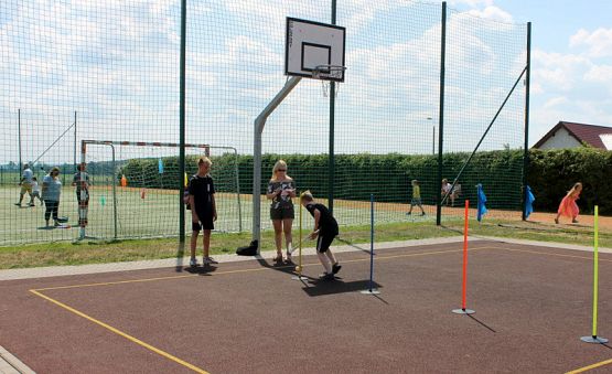  Grafika #59: FESTYN RODZINNY