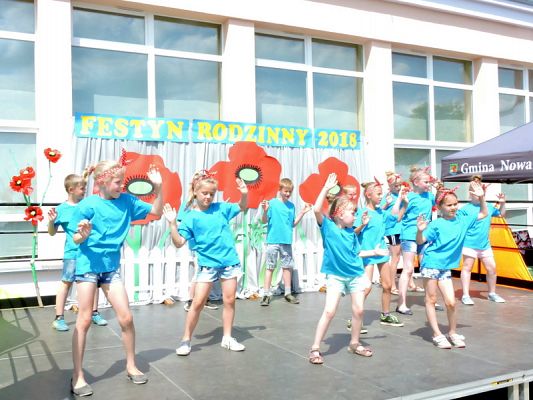  Grafika #7: FESTYN RODZINNY