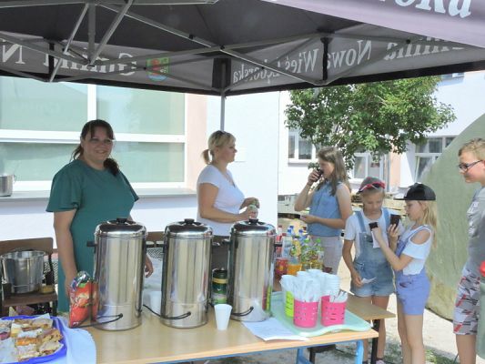  Grafika #8: FESTYN RODZINNY