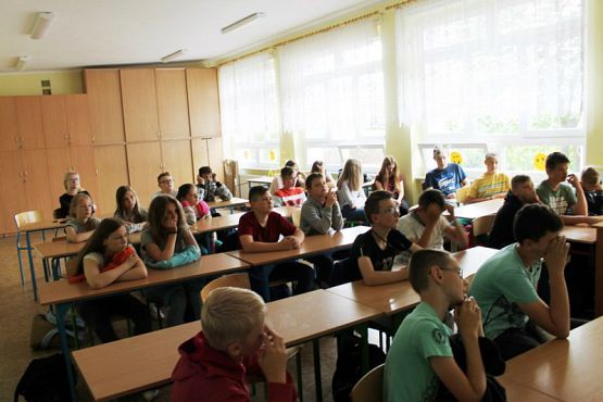  Grafika #1: Lekcje historii z okazji 100- lecia Niepodległości