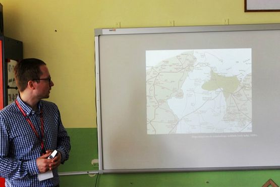  Grafika #4: Lekcje historii z okazji 100- lecia Niepodległości