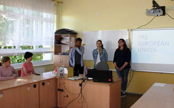  Grafika #10: Wizyta zagranicznych WOLONTARIUSZY - 9 V 2018r.