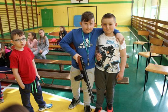  Grafika #19: Grupa rekonstrukcyjna.