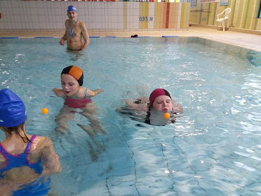  Grafika #12: Program - Nauka pływania