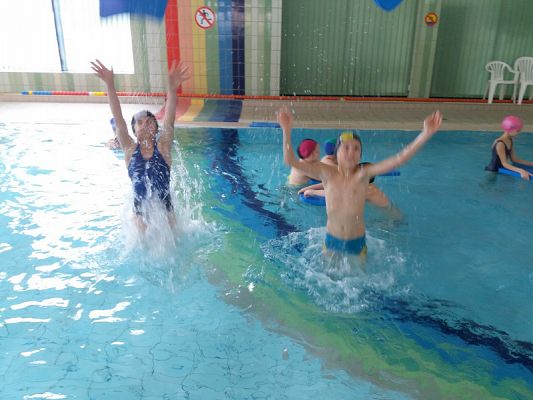  Grafika #19: Program - Nauka pływania