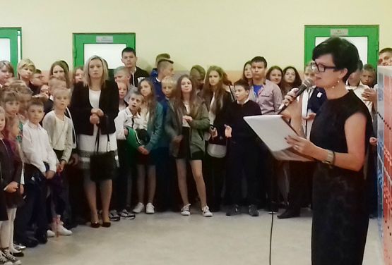  Grafika #6: UROCZYSTE ROZPOCZĘCIE ROKU SZKOLNEGO 2017/2018