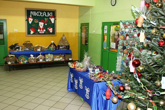  Grafika #10: Kiermasz Mikołajkowy 4 XII 2015