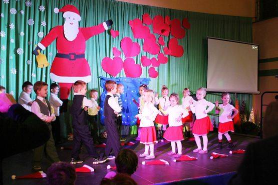  Grafika #0: Kiermasz Mikołajkowy 4 XII 2015