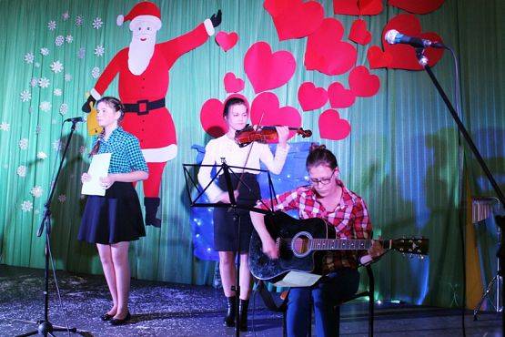  Grafika #20: Kiermasz Mikołajkowy 4 XII 2015