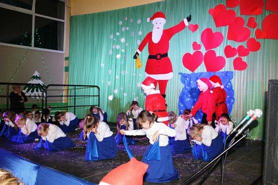  Grafika #36: Kiermasz Mikołajkowy 4 XII 2015