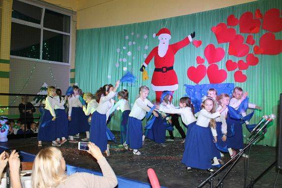  Grafika #37: Kiermasz Mikołajkowy 4 XII 2015