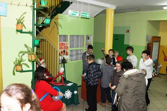  Grafika #47: Kiermasz Mikołajkowy 4 XII 2015