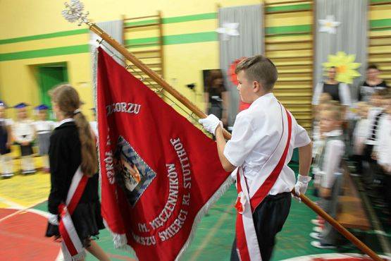  Grafika #26: Ślubowanie pierwszaków X 2015