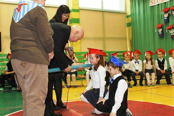  Grafika #32: Ślubowanie pierwszaków X 2015