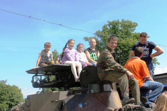  Grafika #20: DZIEŃ DZIECKA - OTWARCIE BOISKA 1.06.2014r.