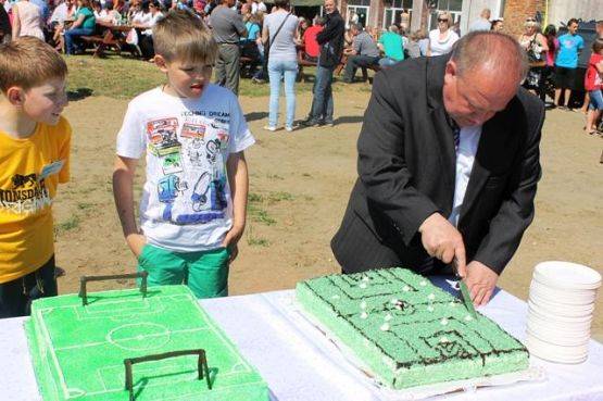  Grafika #23: DZIEŃ DZIECKA - OTWARCIE BOISKA 1.06.2014r.