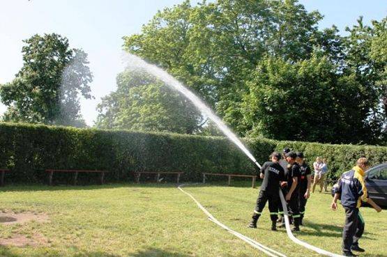  Grafika #31: DZIEŃ DZIECKA - OTWARCIE BOISKA 1.06.2014r.