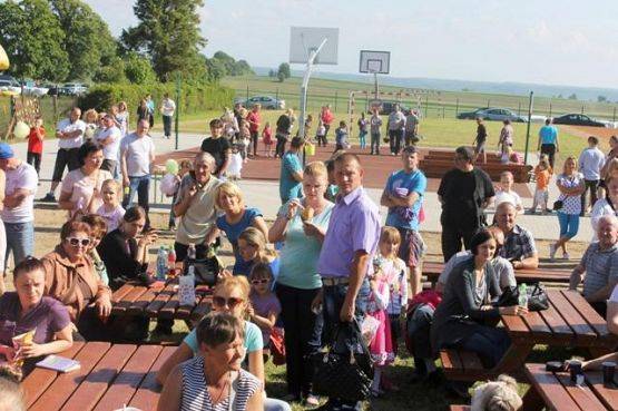  Grafika #49: DZIEŃ DZIECKA - OTWARCIE BOISKA 1.06.2014r.