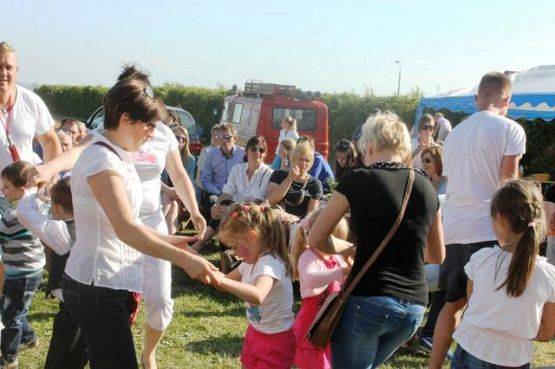  Grafika #53: DZIEŃ DZIECKA - OTWARCIE BOISKA 1.06.2014r.