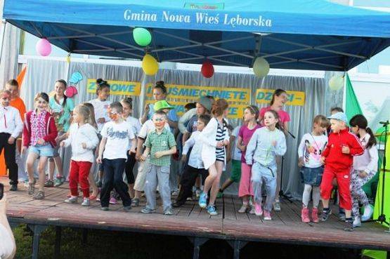  Grafika #60: DZIEŃ DZIECKA - OTWARCIE BOISKA 1.06.2014r.