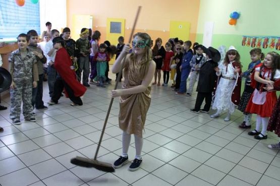  Grafika #27: Bal karnawałowy 2013.