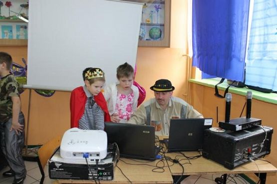  Grafika #8: Bal karnawałowy 2013.