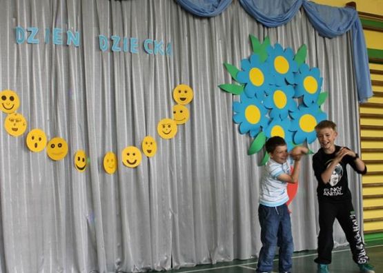  Grafika #2: Dzień Dziecka 29 V 2013