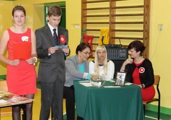  Grafika #10: "KOCHAM CIĘ POLSKO!" -19XI 2013r.