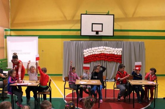  Grafika #5: "KOCHAM CIĘ POLSKO!" -19XI 2013r.