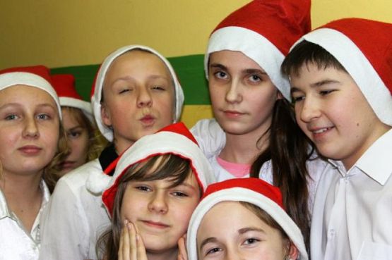  Grafika #24: Kiermasz Świąteczny 13 XII 2013r.